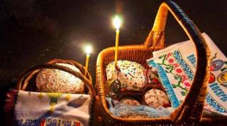 В Иерусалиме ждут схождения Благодатного огня. Прямая видеотрансляция