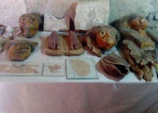 Археологи обнаружили на западе Луксора новое кладбище: несмотря на скромные размеры, количество находок потрясает