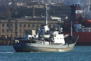 В Босфоре затонул российский военный корабль после столкновения со скотовозом