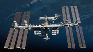 Россияне ищут следы внеземной жизни на Международной космической станции