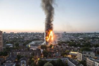 После пожара в лондонской высотке пропали без вести 65 человек