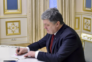 Порошенко поддержал отмену «закона Савченко»