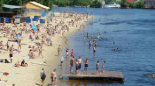 В Киеве запретили купаться на всех 11 пляжах