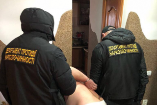 Супружеская пара учителей погорела на сбыте наркотиков во Львовской области