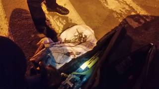 В Киеве прохожие прямо на улице нашли сумку со снайперскими винтовками