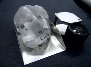 В Африке нашли один из самых крупных алмазов в мире