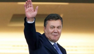По словам адвоката, Янукович планирует вернуться в Украину