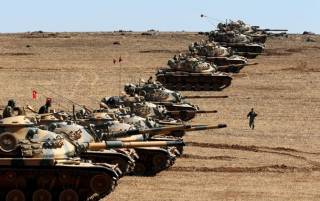 Турки начали наступление в Сирии на земле и по воздуху. Курды утверждают, что уже уничтожили 5 танков