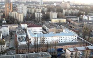 Скончался заключенный, который в Лукьяновском СИЗО сам «бился головой о стену»