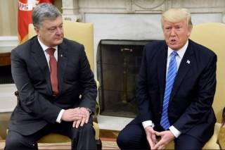 Американский комик назвал адвоката Трампа его сутенером для встречи с Порошенко