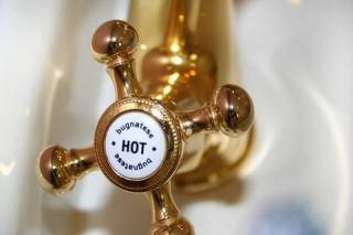 Киевская администрация нашла виновного в отсутствии горячей воды