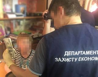 Полиция задержала трех сотрудников украинских вузов, требовавших деньги от будущих студентов