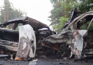 В ДТП в Киеве заживо сгорела семья с ребенком. Появилось жуткое видео столкновения