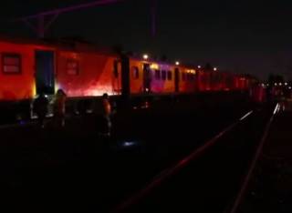 После столкновения поездов в Африке пострадали сотни людей