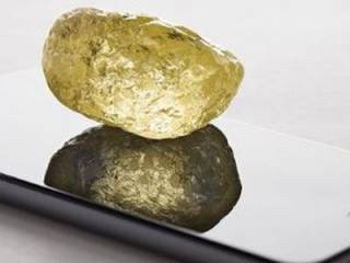 В Канаде нашли крупнейший алмаз Северной Америки