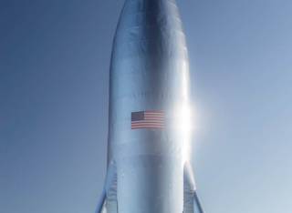 Илон Маск удивил первым реальным фото своей новой ракеты