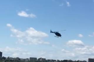 В Нью-Йорке вертолет рухнул в реку: появилось видео падения