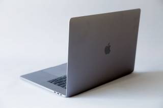 В Apple подтвердили, что их MacBook Pro могут взрываться