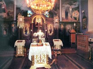 На Буковине неизвестные осквернили престол храма УПЦ и украли древнюю икону