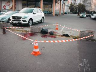 В Киеве молодой мужчина убил себя… флаконом от духов