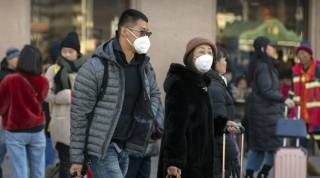 Китайский коронавирус «вырвался» за пределы страны. В мире назревает паника