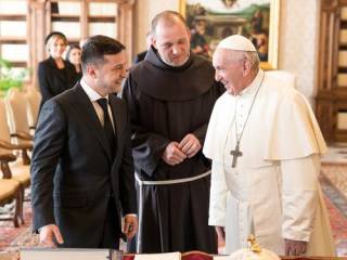 «Назвал меня Президентом мира». Зеленский раскрыл детали аудиенции с Папой Римским