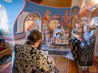 Синод УПЦ утвердил особую молитву во время пандемии