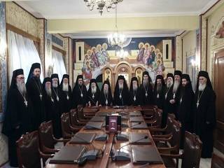 Синод Элладской Церкви призвал всех митрополитов перевести свою зарплату на борьбу с пандемией