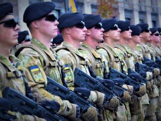 Украинских офицеров обяжут знать английский язык