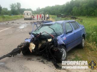 На Луганщине полицейский протаранил маршрутку. Много пострадавших