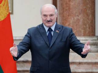 Лукашенко попал в «золотой фонд», заразившись коронавирусом