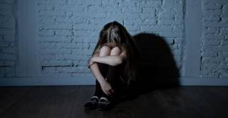 На Закарпатье 11-летнюю девочку изнасиловал ее же родственник, – СМИ