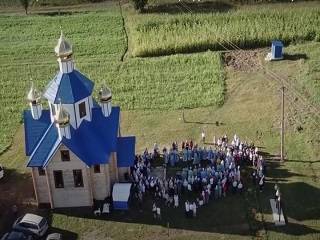 На Буковине освятили новый храм УПЦ, вместо захваченного ПЦУ