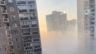В Киеве один из районов окутал смог. Дети даже не пошли в школу