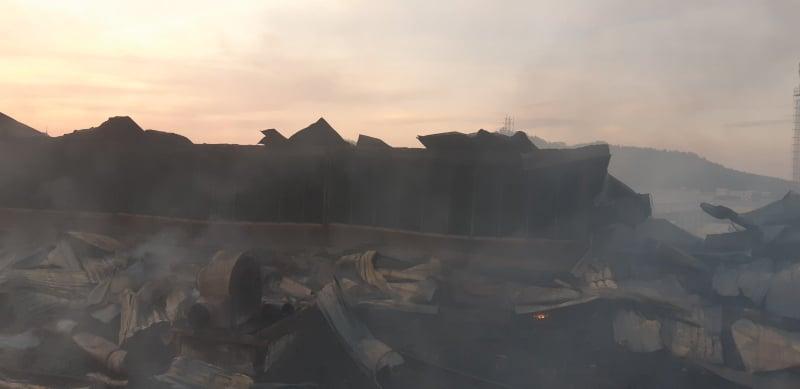 Пожар на лыжной фабрике Тиса в Мукачево