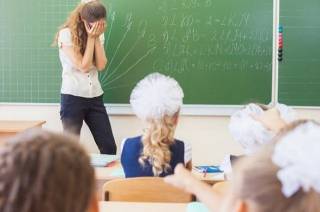 Буллинг в школе на Тернопольщине: восьмиклассник издевался над учительницей