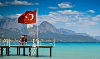Турецкие медики обвинили власти страны в массовом убийстве туристов