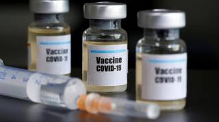 Западные вакцины от коронавируса VS российской вакцины: чей препарат лучше и что получит Украина