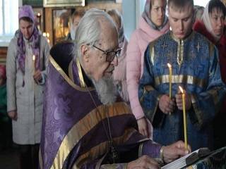 В Запорожской области 92-летний священник УПЦ победил коронавирус и поделился рецептами долголетия