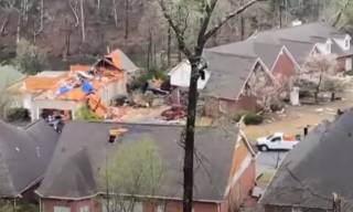 Смертельный торнадо в США: опубликовано видео последствий