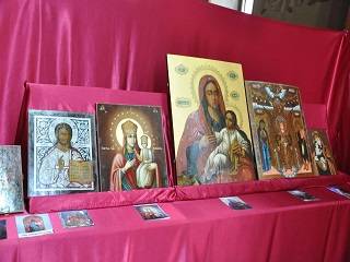 В Черкассах УПЦ открыла выставку икон местных мастеров