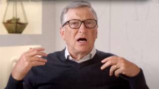 Билл Гейтс появился на людях с обручальным кольцом на пальце