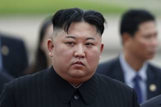Ким Чен Ын пожаловался на трудные времена