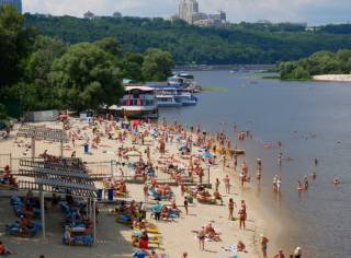 Киевлянам не рекомендуют купаться на более, чем половине пляжей