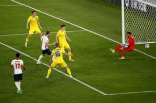 Сборная Украины с разгромным счетом проиграла исторический матч на Евро-2020