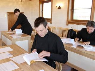 В Киеве УПЦ проведет конференцию, посвященную духовному образованию