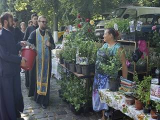 В Киево-Печерской лавре до 18 июля проходит православная ярмарка «Петропавловская»
