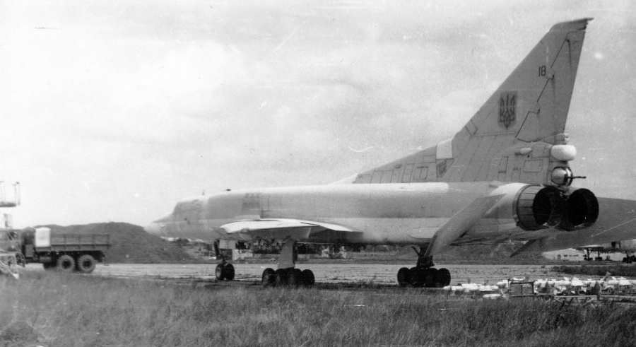 Ту-22 - тяжелые сверхзвуковые самолеты из украинского арсенала / Статьи