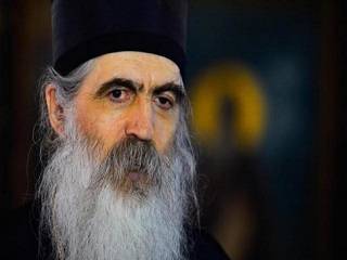 Сербский епископ призвал дать каноническую оценку действиям Варфоломея в Украине