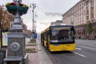 Сегодня в Киеве транспорт будет ходить дольше. Названа причина